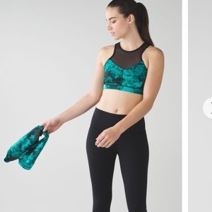 Lululemon Meshed Up Tank and Sports Bra 10